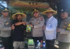 Polres-Pelabuhan-Tanjungperak-Salurkan-Bantuan-Bibit-dan-Obat-Hama-untuk-Kelompok-Tani