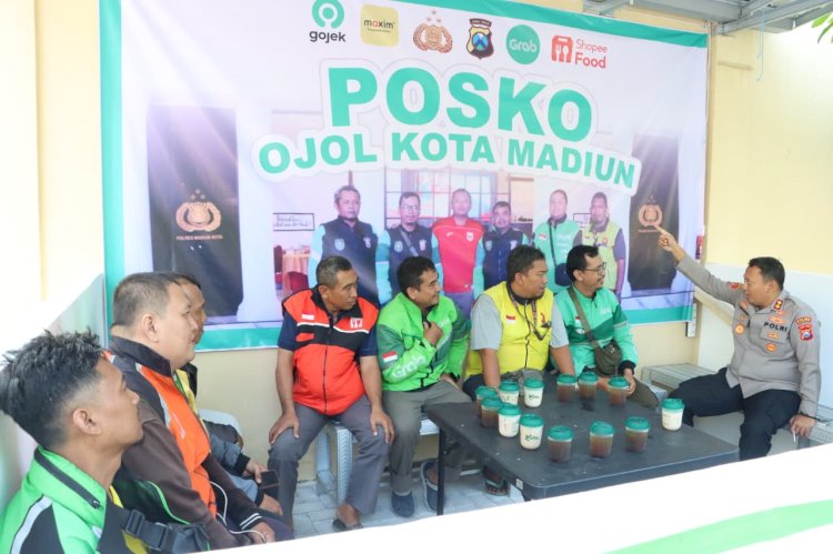 Perkuat Sinergitas, Polres Madiun Kota Resmikan Posko Ojol Kamtibmas